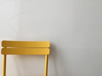 ぐらつきを直したミッドセンチュリーの椅子の全体写真